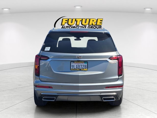 Used 2024 Silver Cadillac Luxury image 5