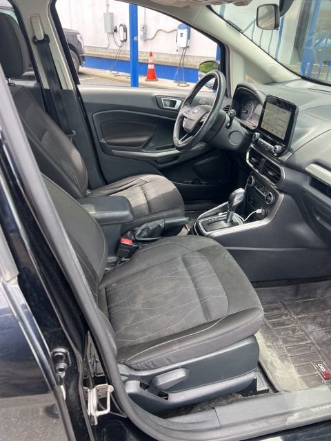 Used 2018 Black Ford SE image 7