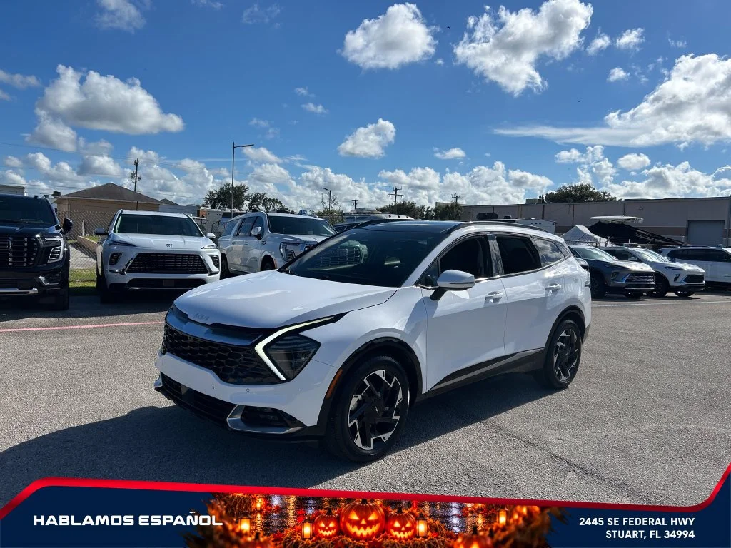 Used 2025 White Kia SX-Prestige image 9