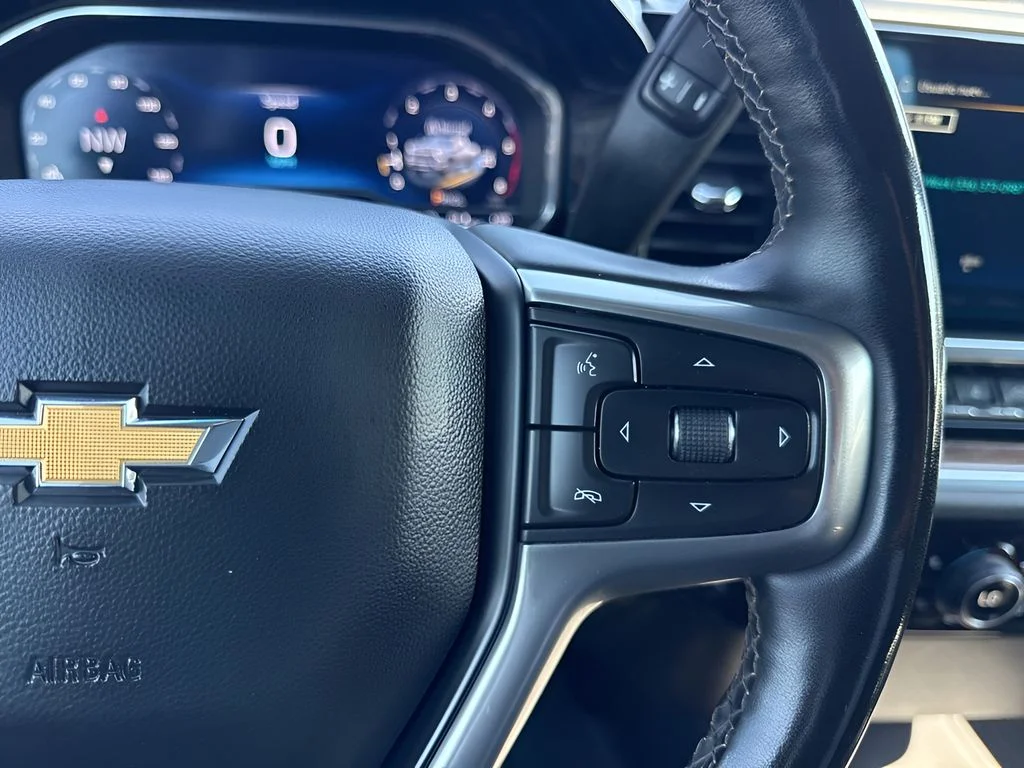 Used 2024 White Chevrolet LT image 17