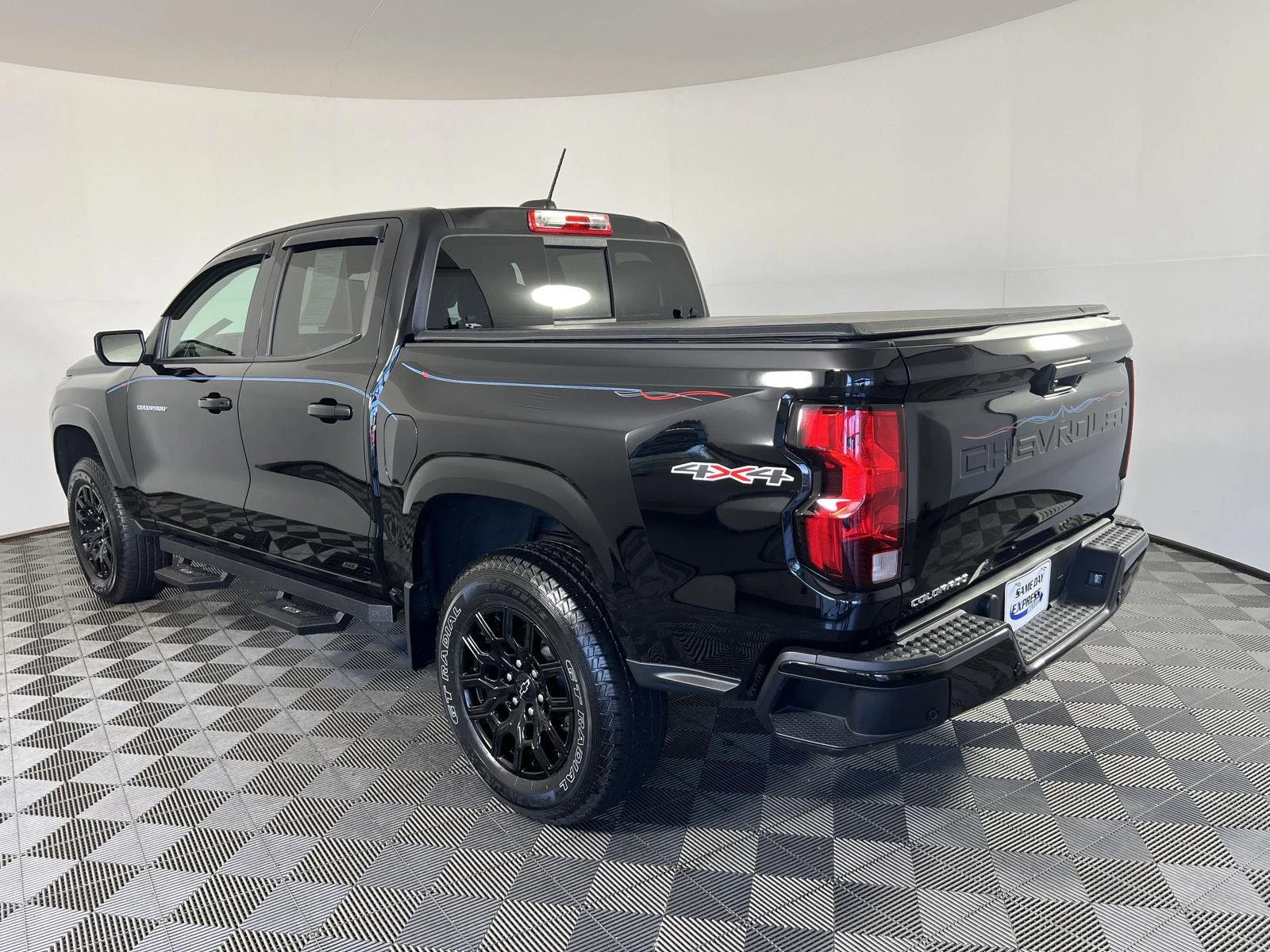 Used 2025 Black Chevrolet WT/LT image 24