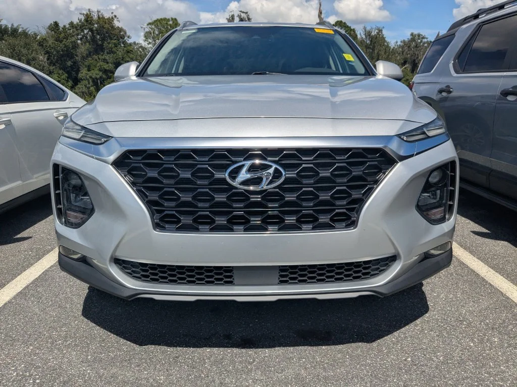 Used 2019 Silver Hyundai SEL Plus image 2