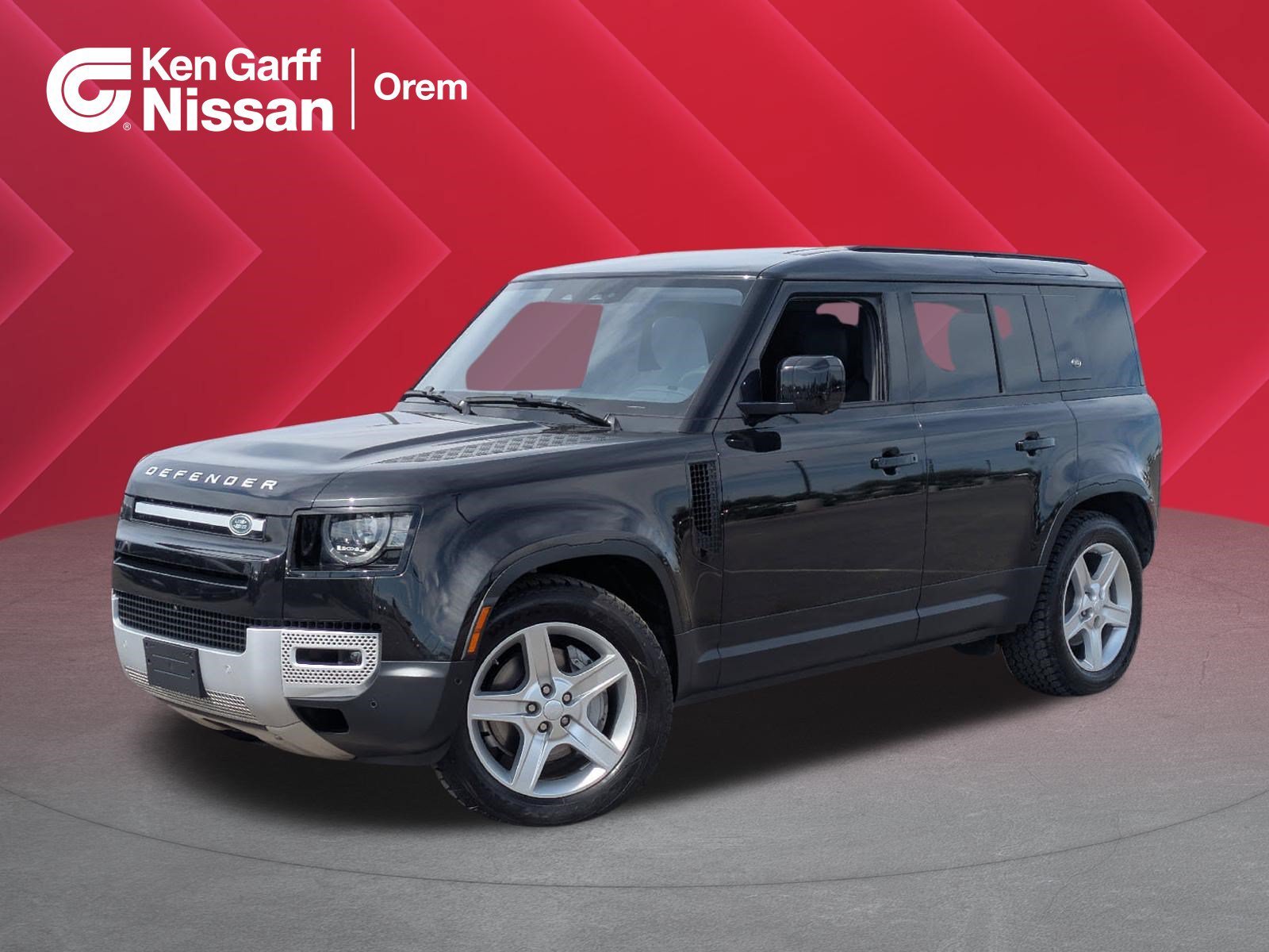 2020 Land Rover Defender SE's photo