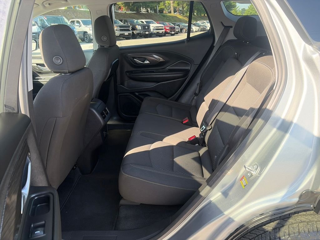 Used 2024 Silver GMC SLE image 24