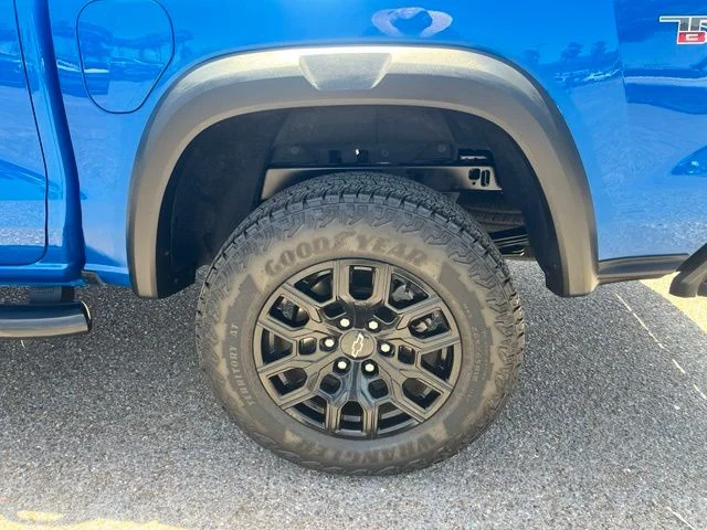 Used 2024 Blue Chevrolet Trail Boss image 10