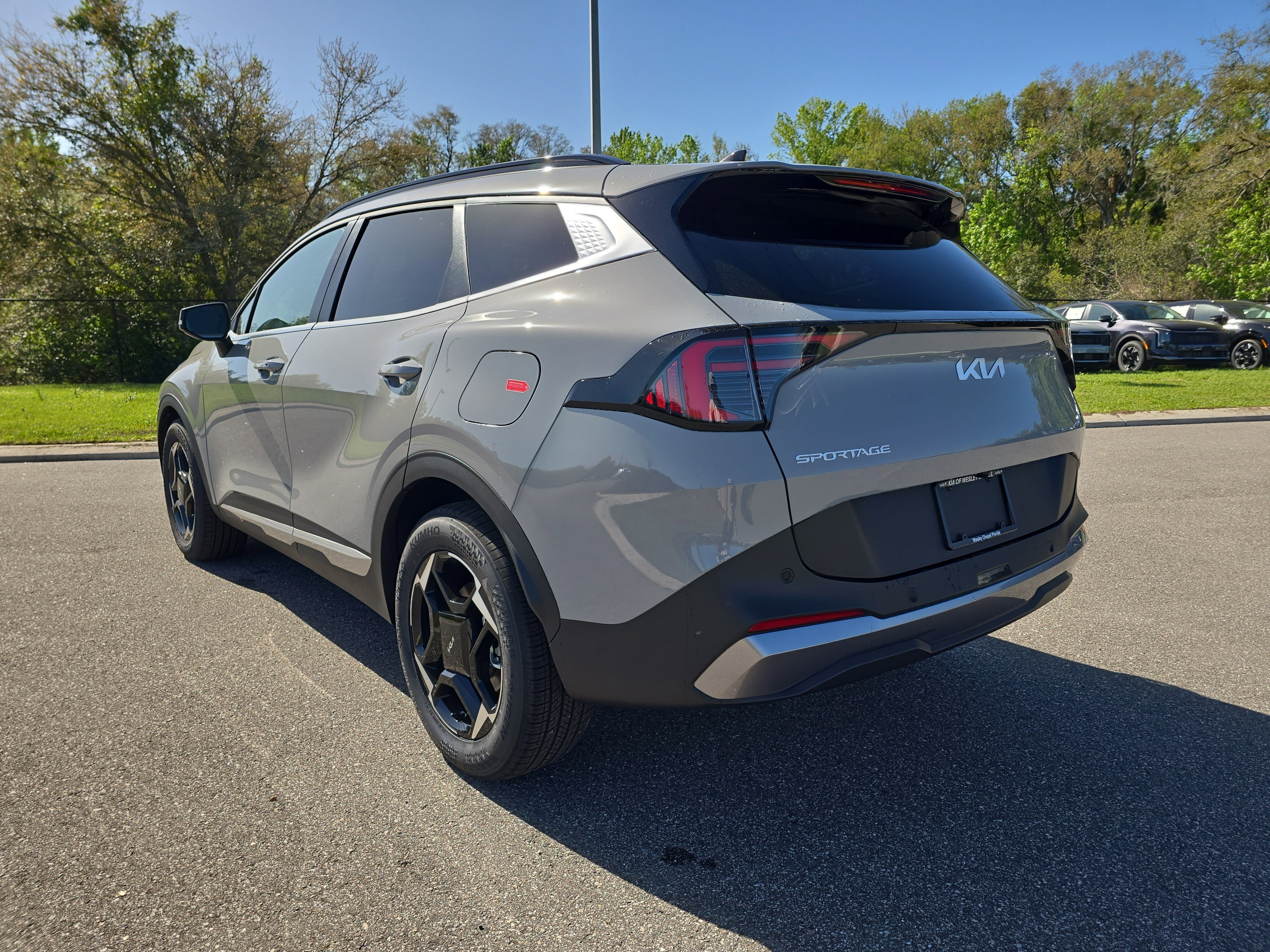 New 2026 Wolf Gray Kia EX image 6