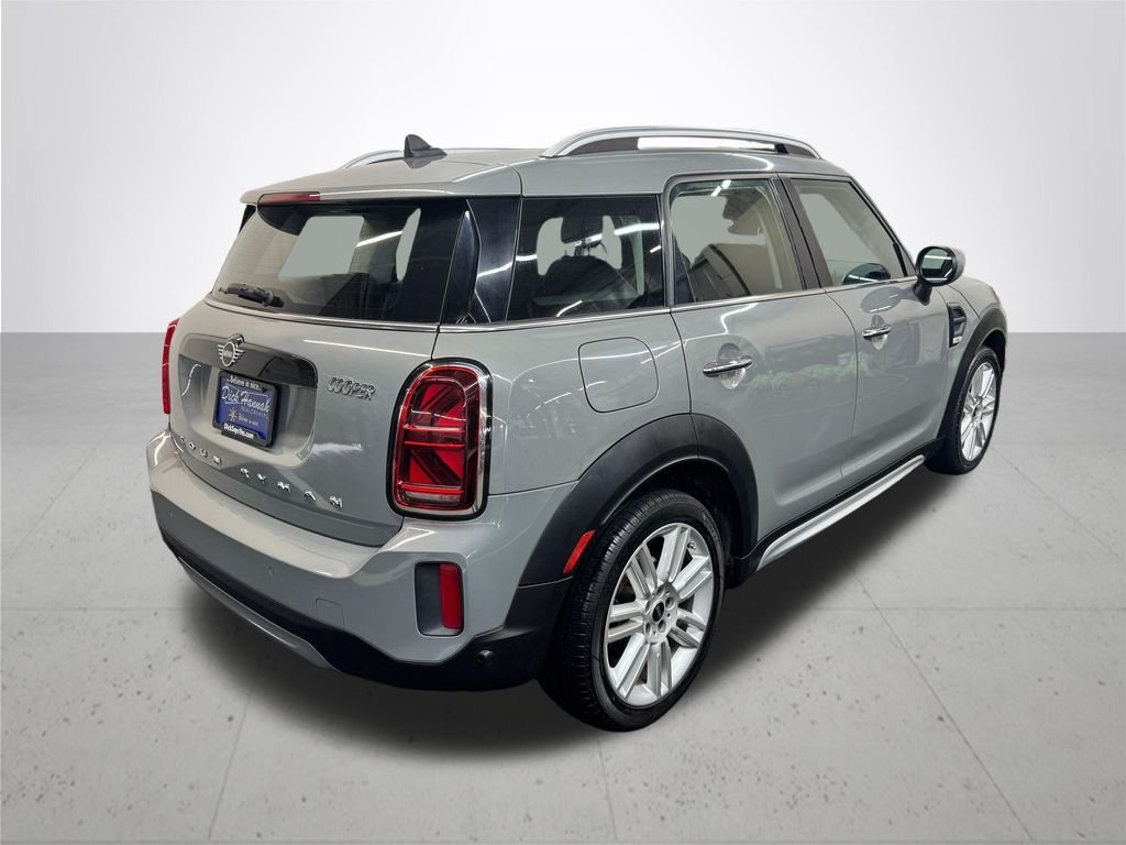 Used 2022 Gray MINI Base image 8