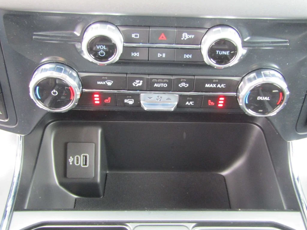 New 2026 Avalanche Ford XLT image 27