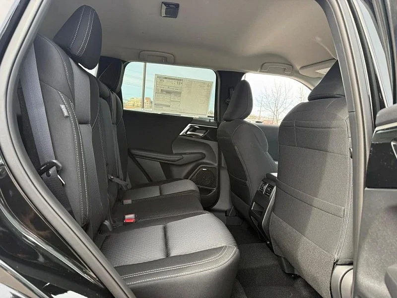 2026 Mitsubishi Outlander ES - Photo 5