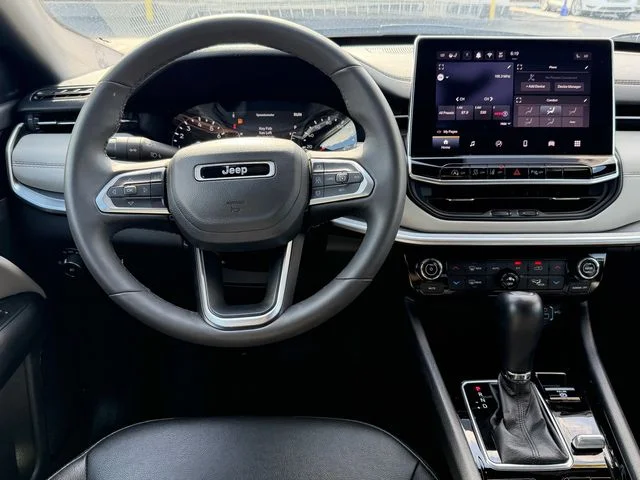 Used 2025 White Jeep Limited image 14