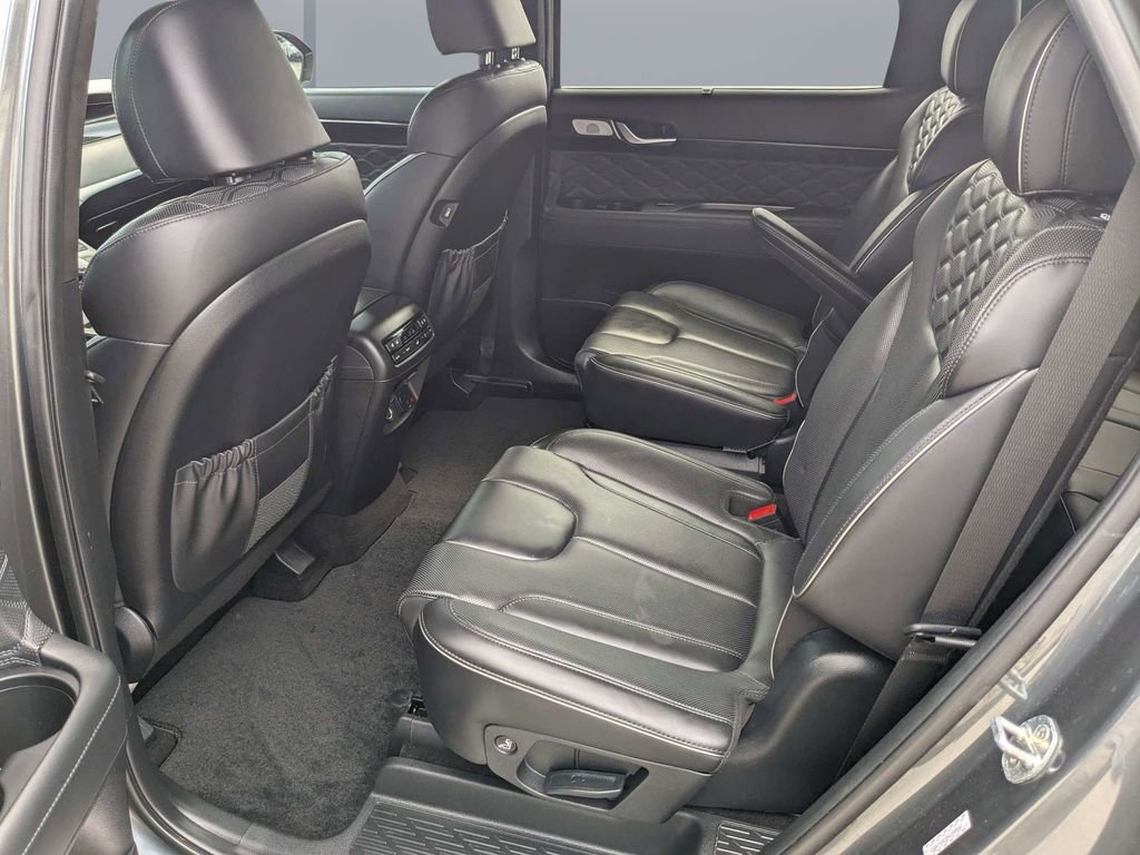 Used 2022 Green Hyundai Calligraphy image 14
