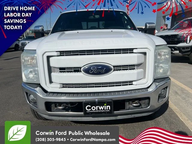 Used 2015 White Ford Lariat image 4