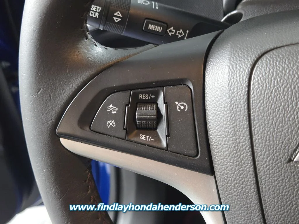 Used 2020 Blue Metallic Chevrolet LT image 25