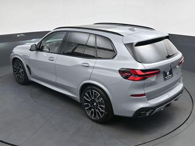 Used 2026 Gray BMW xDrive50e image 28