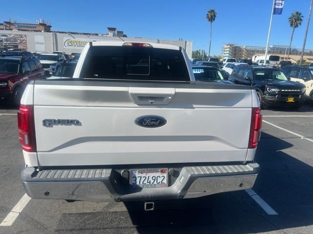 Used 2016 White Ford Lariat image 12