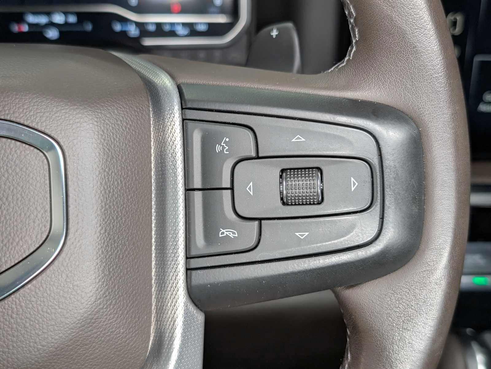 Used 2023 Onyx Black GMC Denali image 41