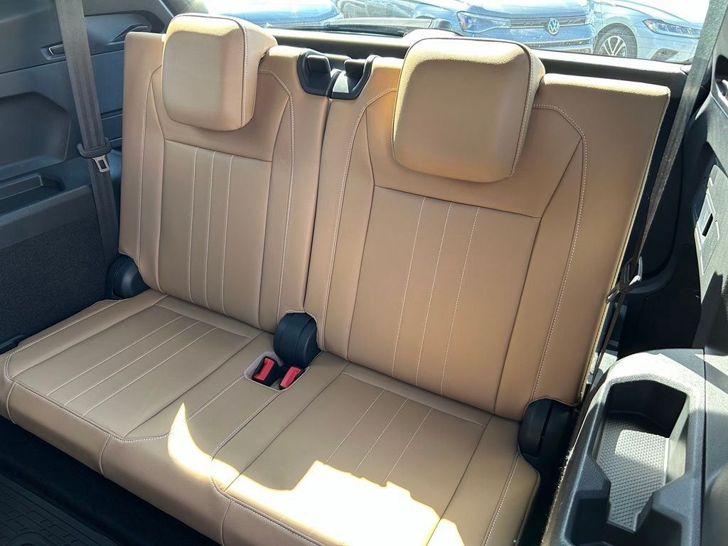 Used 2024 Black Volkswagen  image 50