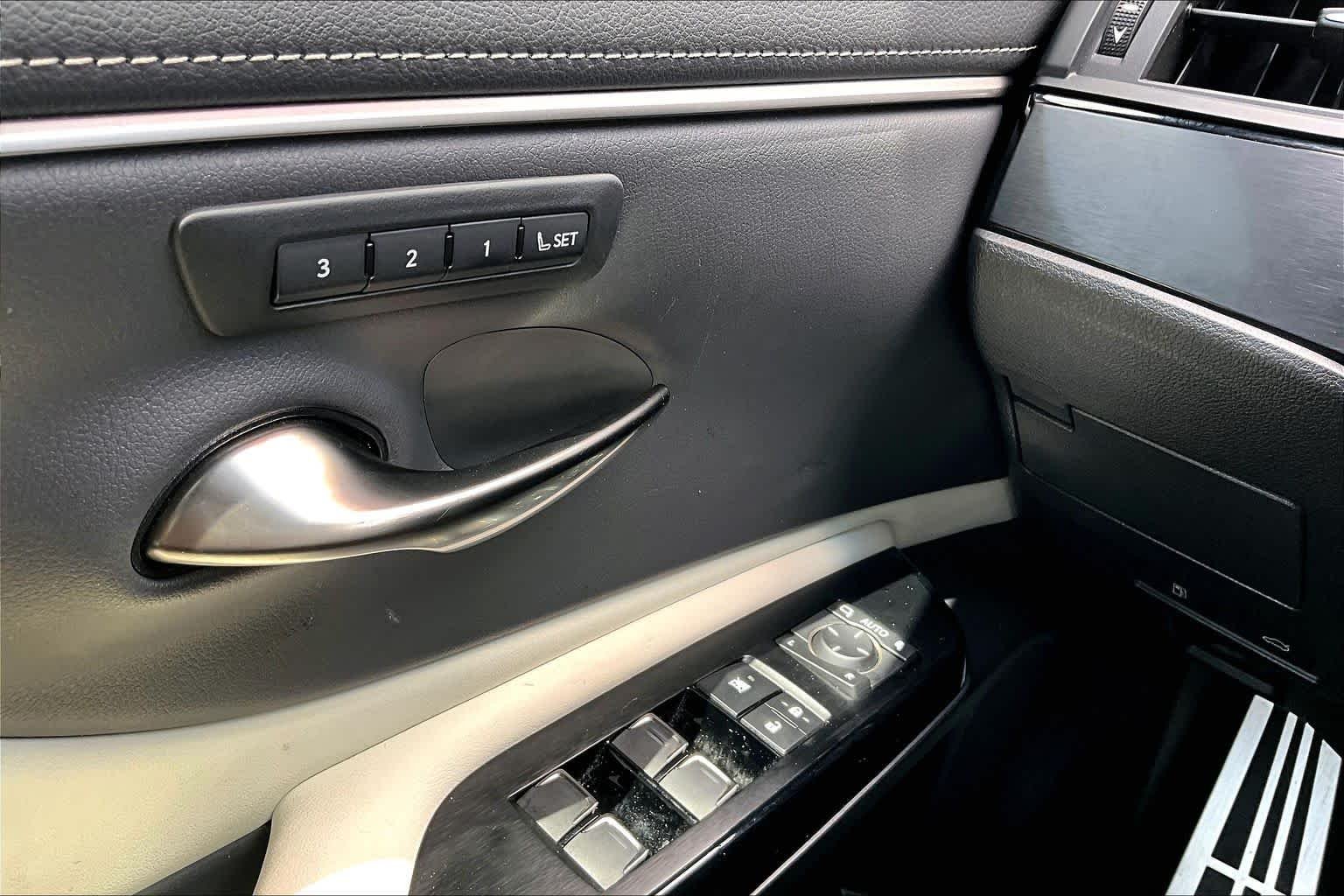 Used 2024 Cloudburst Gray Lexus F SPORT Handling image 36