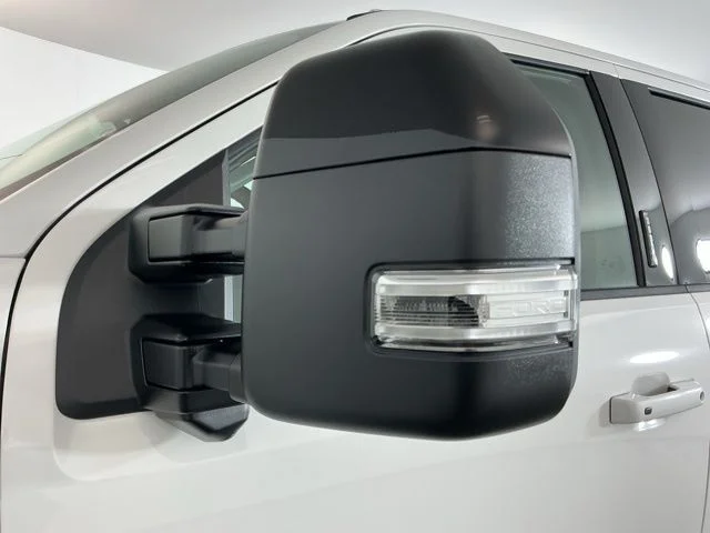 New 2026 Star White Metallic Tri-Coat Ford Lariat image 13