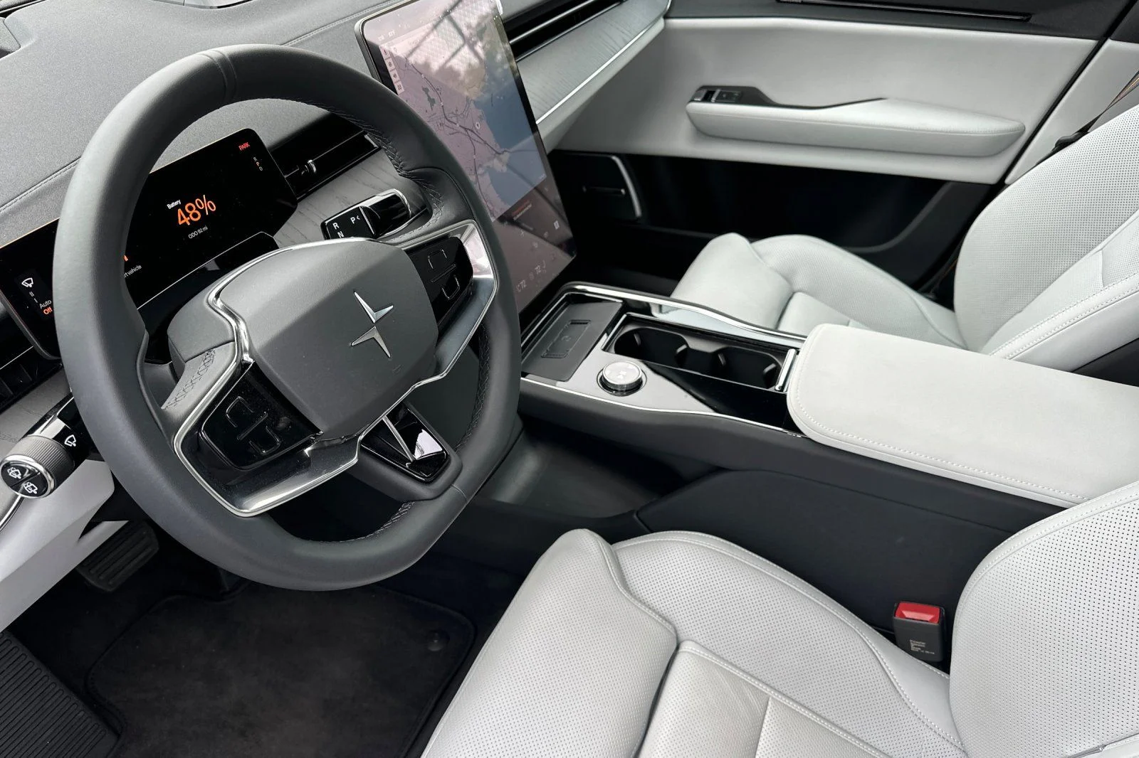 Used 2025 Jupiter Metallic Polestar Long Range Dual Motor image 13