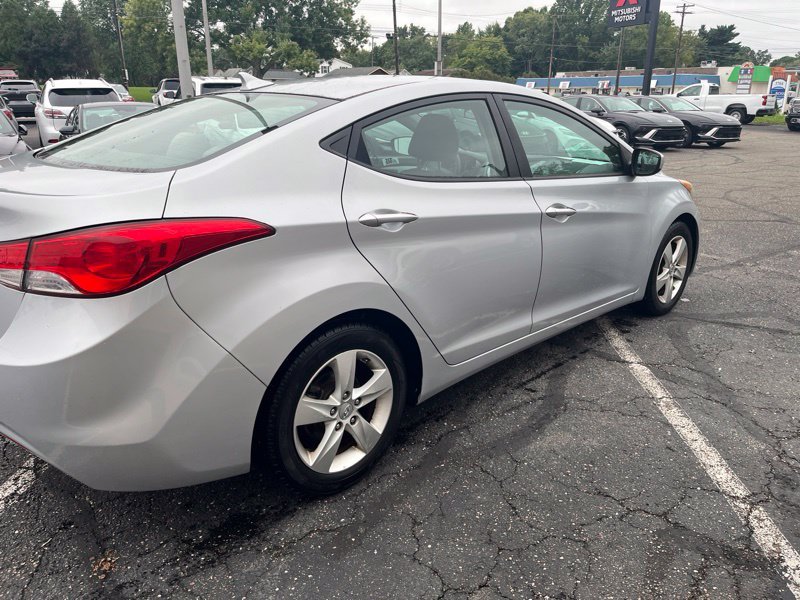 Used 2011 Silver Hyundai GLS image 5