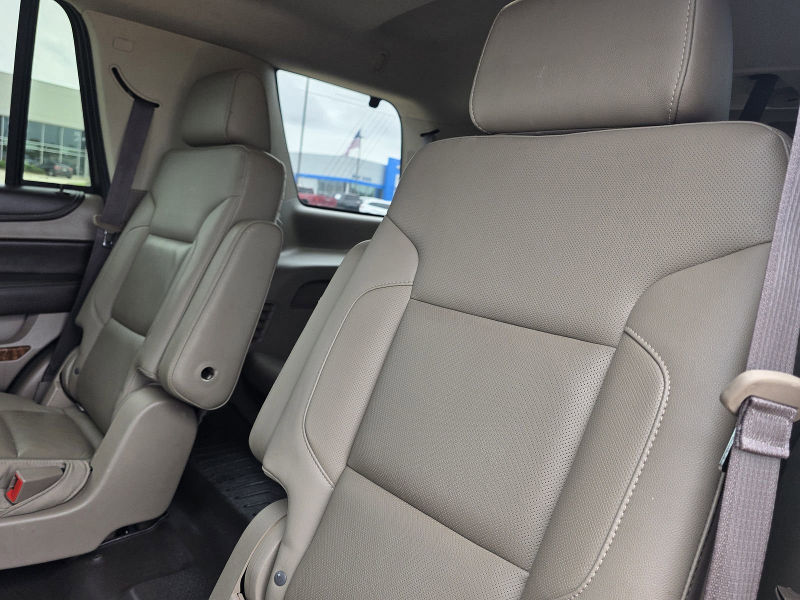 Used 2017 SUMMIT WHITE Chevrolet Premier image 28
