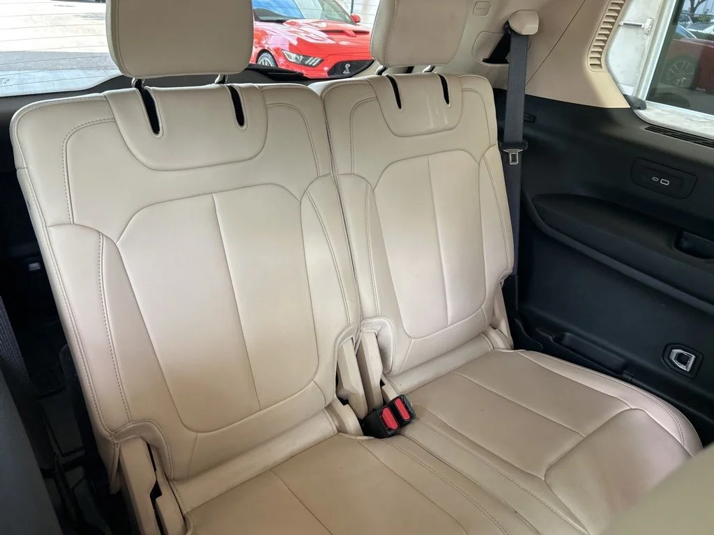 Used 2021 White Jeep Limited image 29