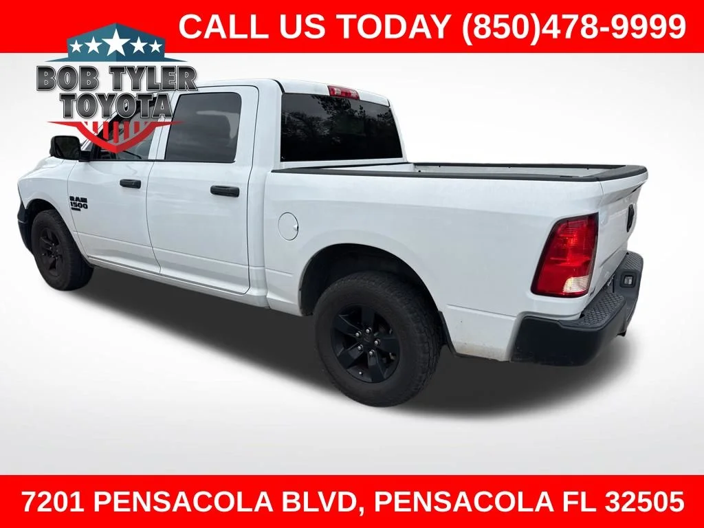 2022 RAM 1500 Classic Tradesman Crew Cab 5'7's photo