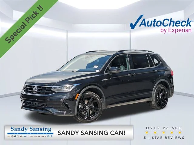 Used 2023 Black Volkswagen 2.0T SE R-Line Black image 1
