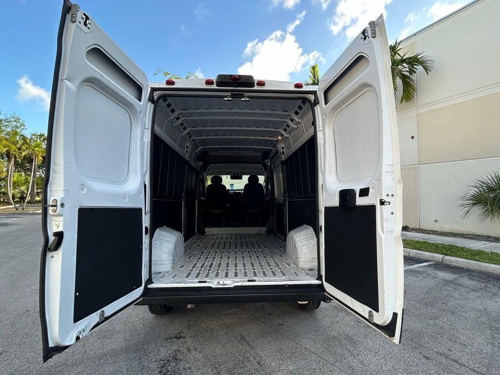 Used 2023 White Ram High Roof image 37