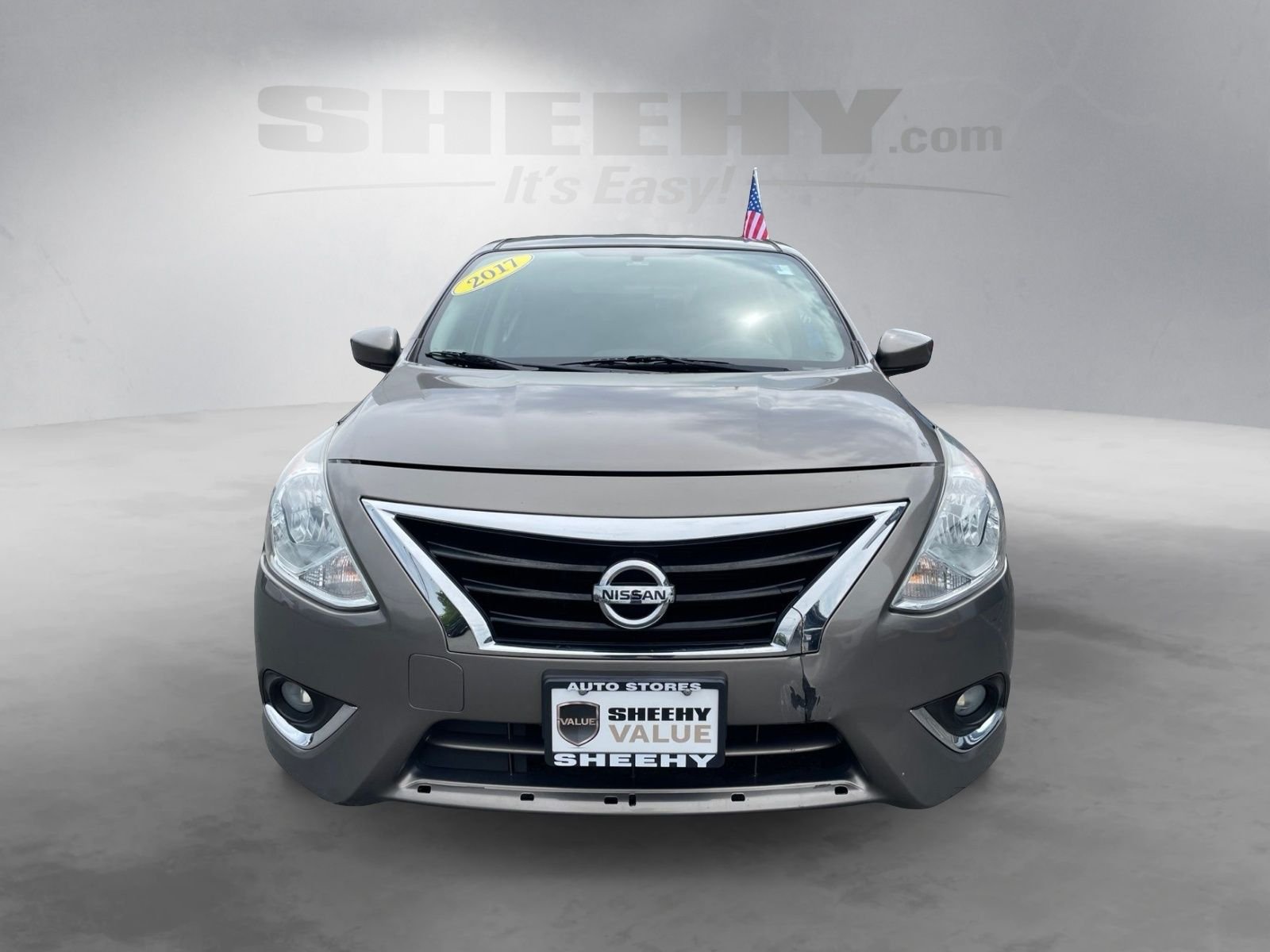 Used 2017 Silver Nissan 1.6 SV image 8