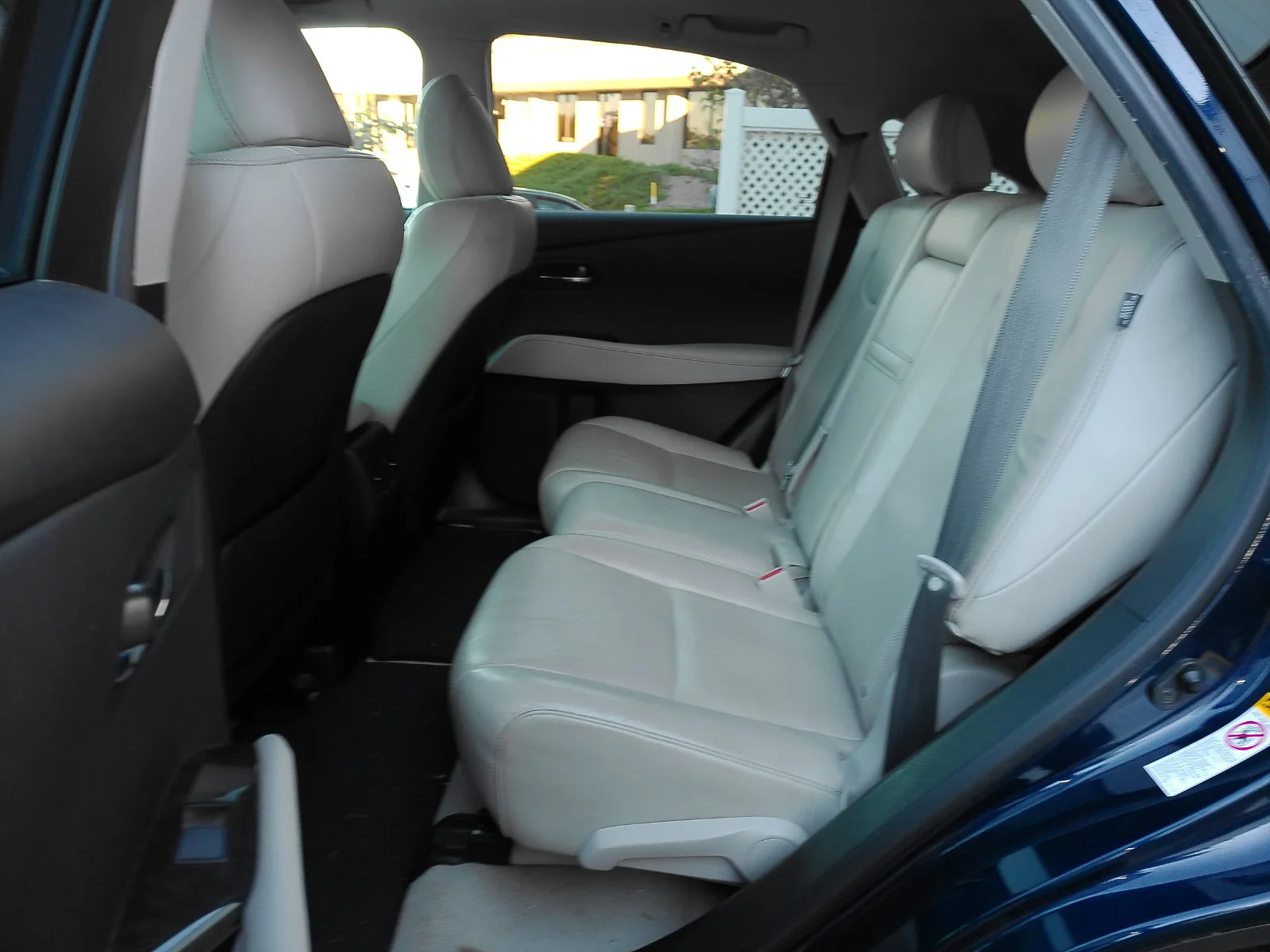 Used 2015 Blue Lexus 350 image 8