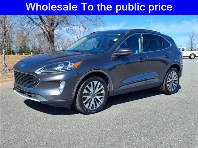 2020 Ford Escape Titanium AWD's photo