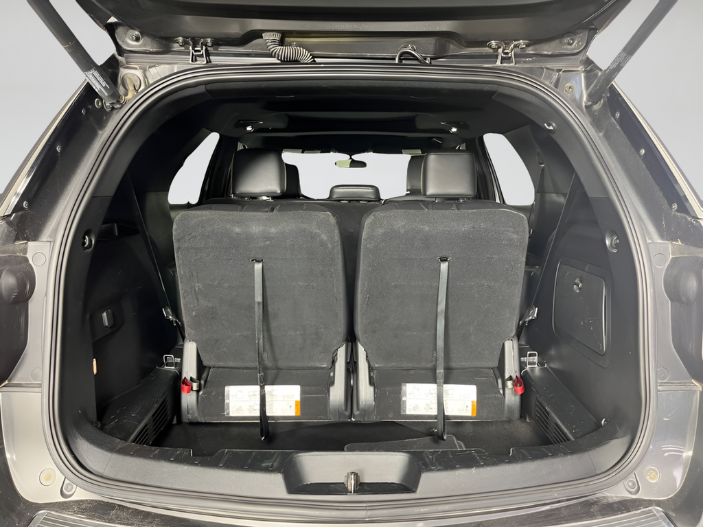 Used 2018 Magnetic Metallic Ford XLT image 22