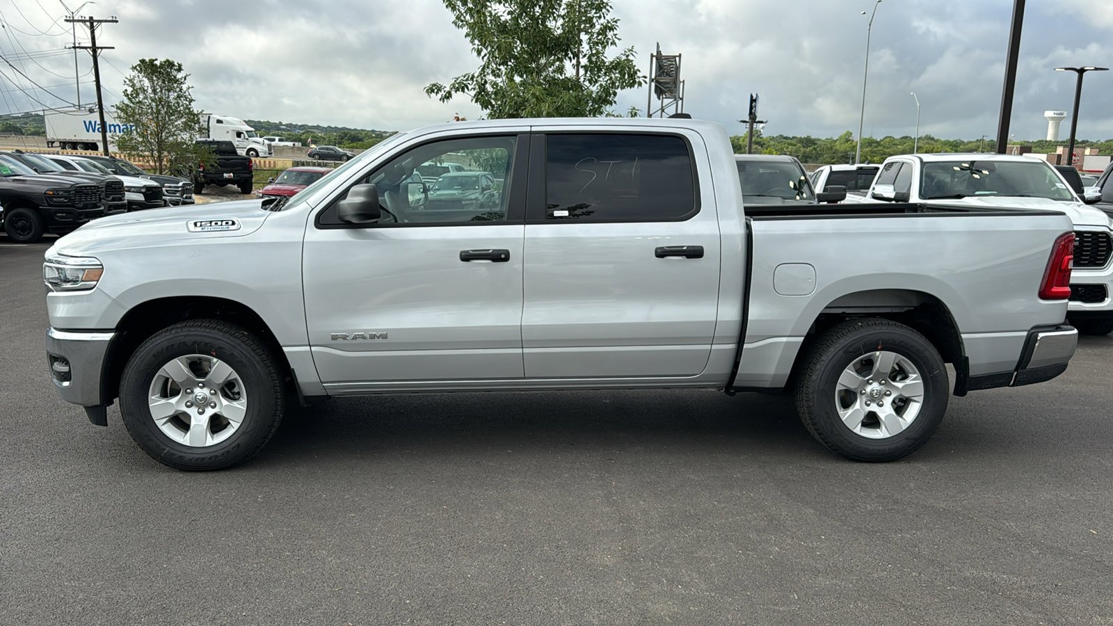 New 2026 Silver Zynith Exterior Paint RAM Tradesman image 8