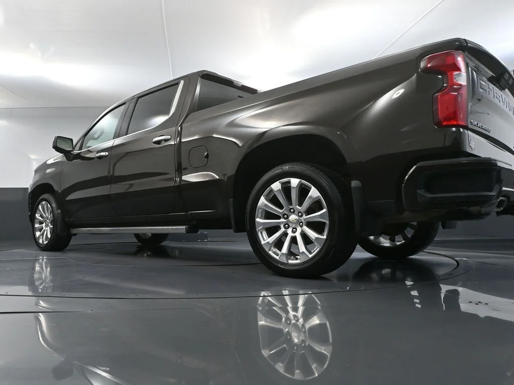Used 2020 Brown Chevrolet High Country image 60