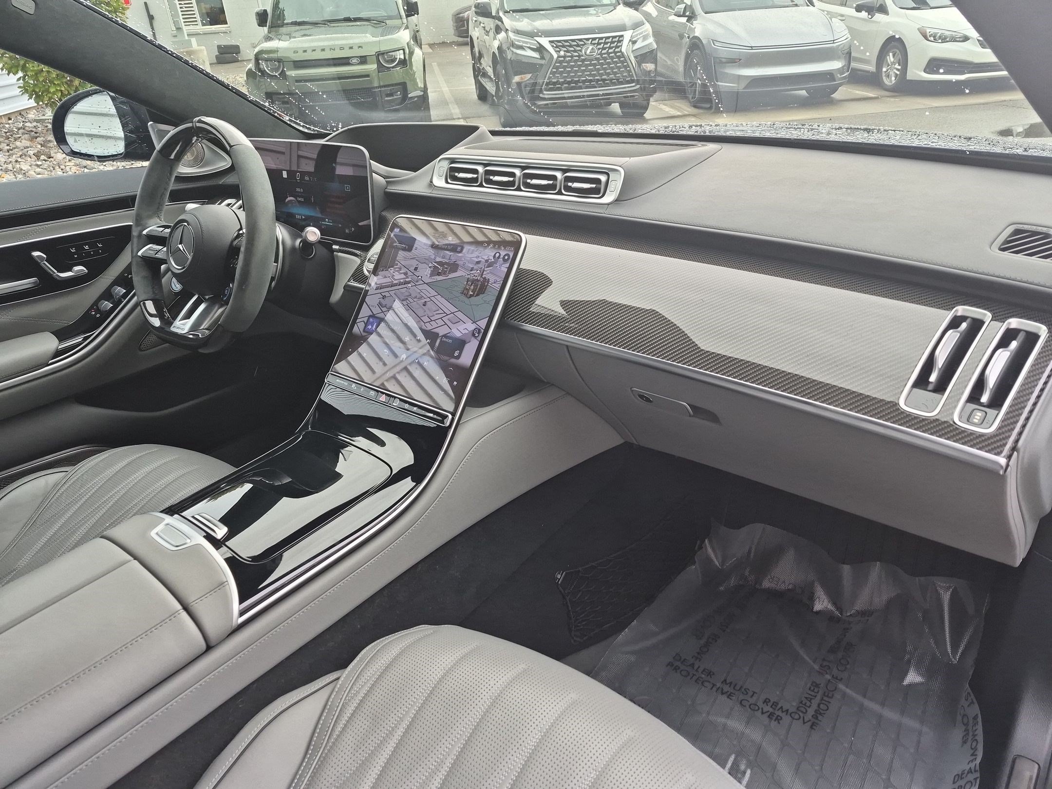 Certified Used 2025 MANUFAKTUR Signature Mystic Blue Metallic Mercedes-Benz AMG® S 63 E image 31