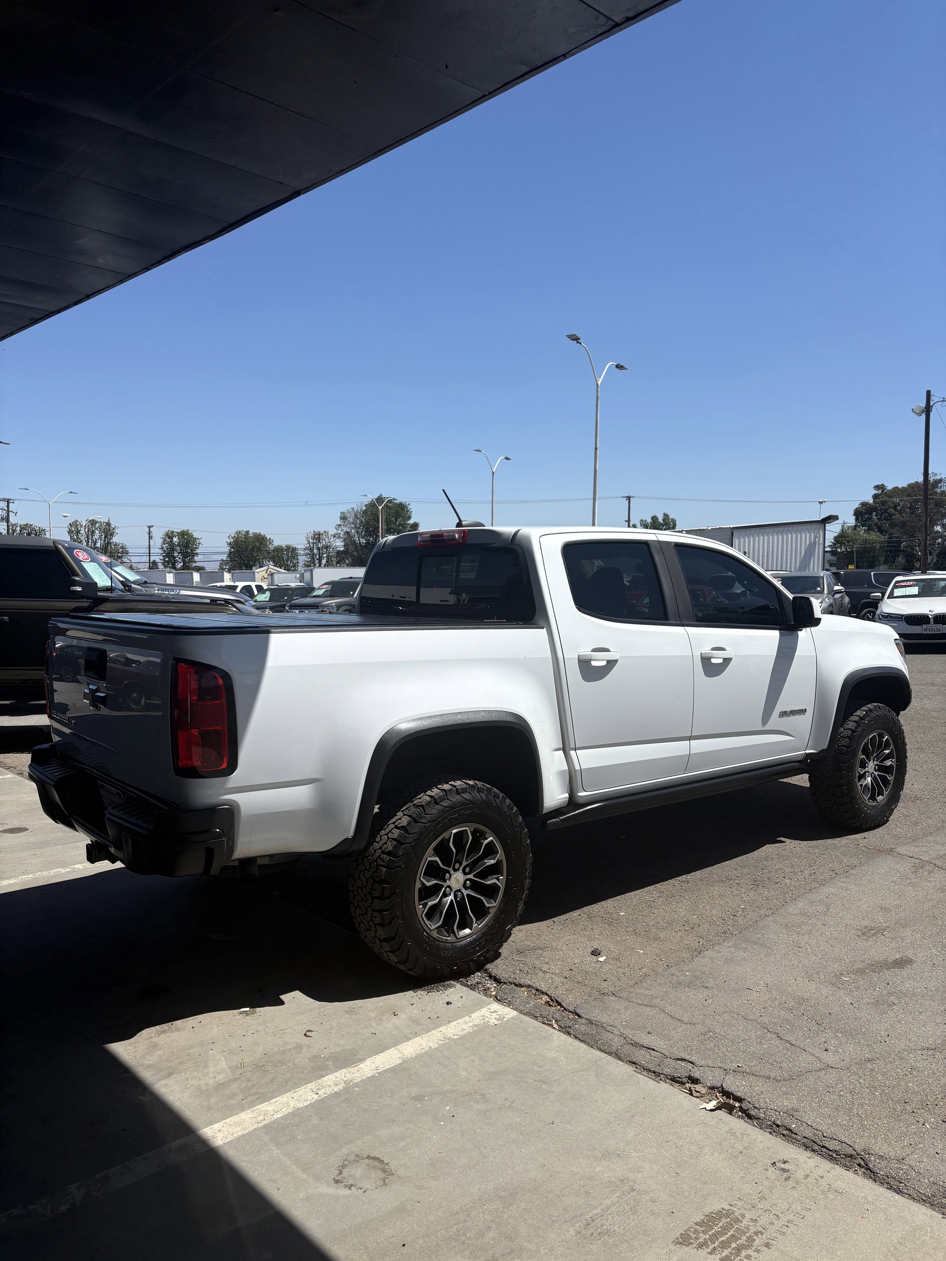 Used 2020 Summit White Chevrolet 4WD ZR2 image 4