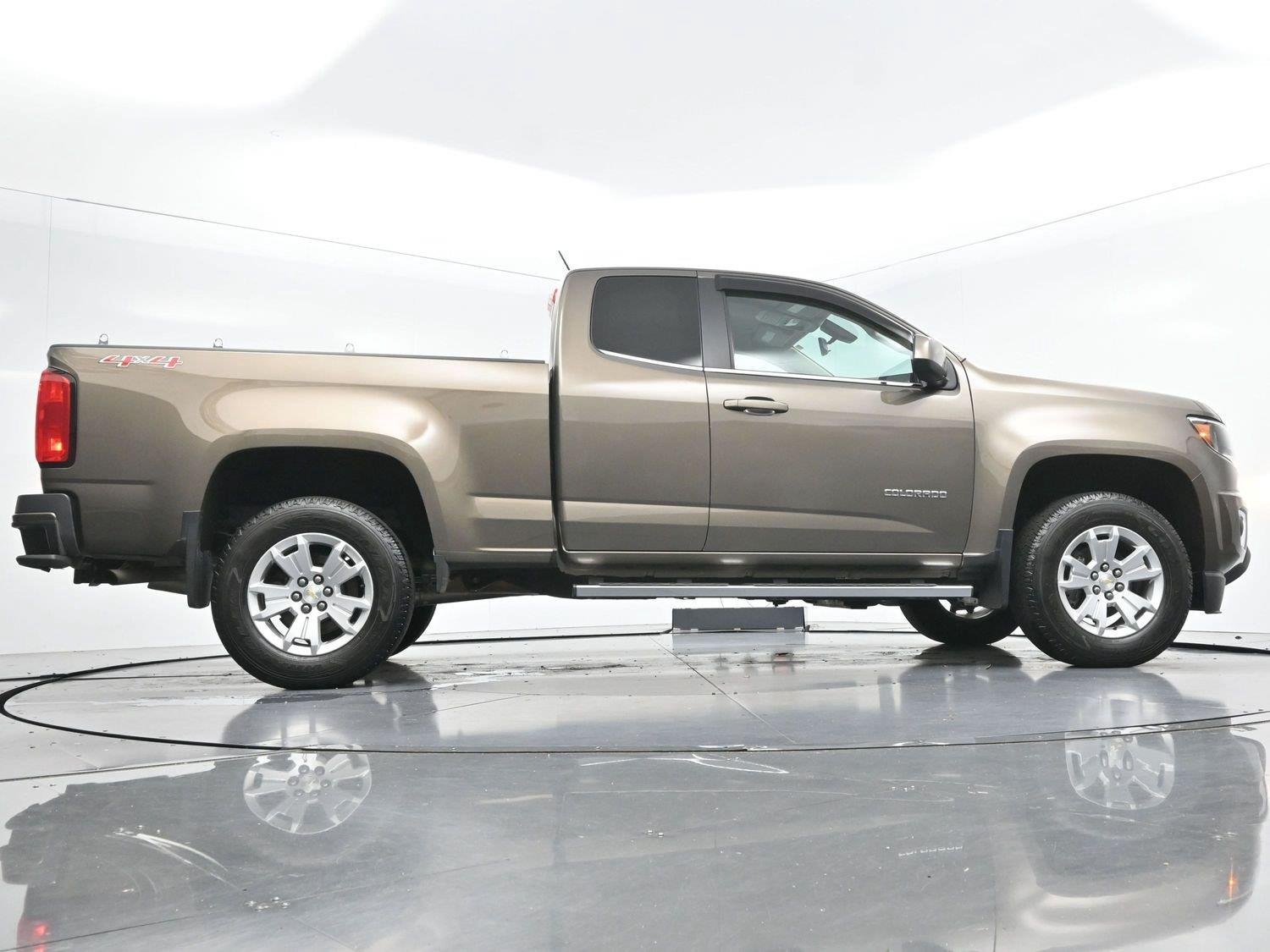 Used 2015 Brownstone Metallic Chevrolet 4WD LT image 58