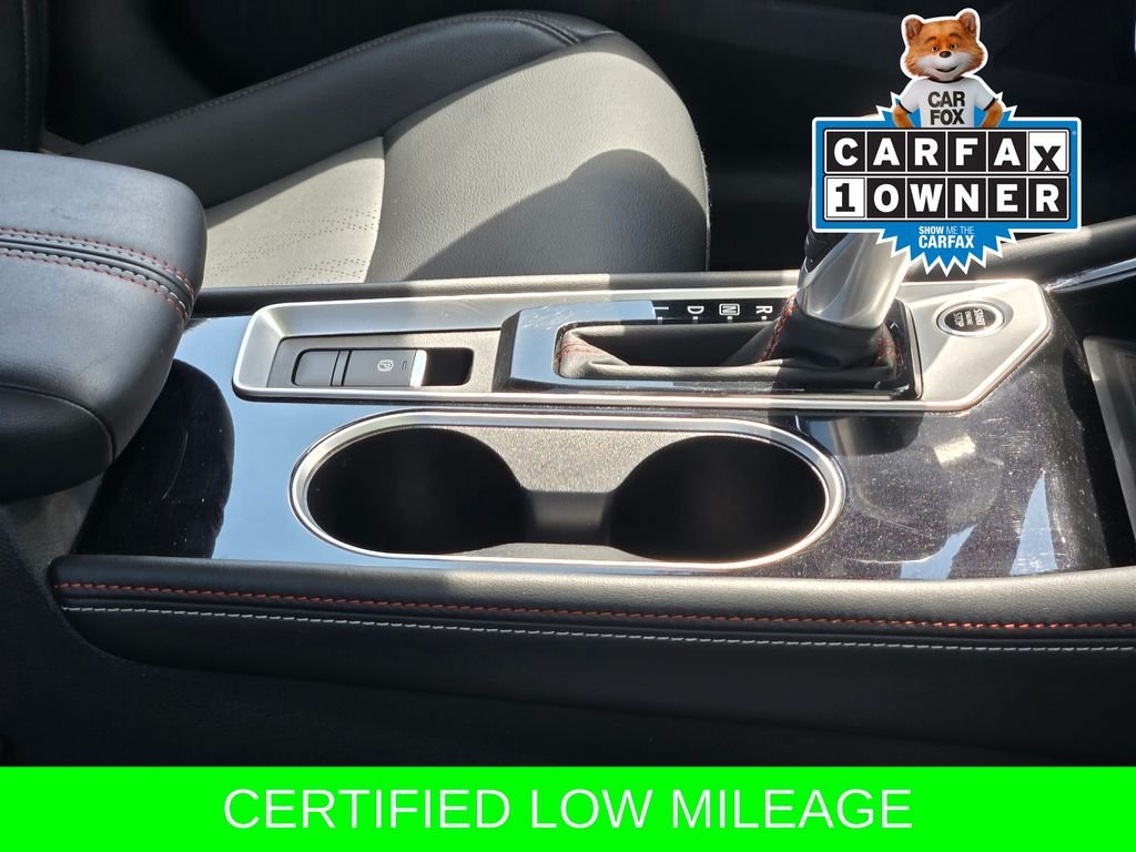 Used 2025 White Nissan 2.5 SR image 16