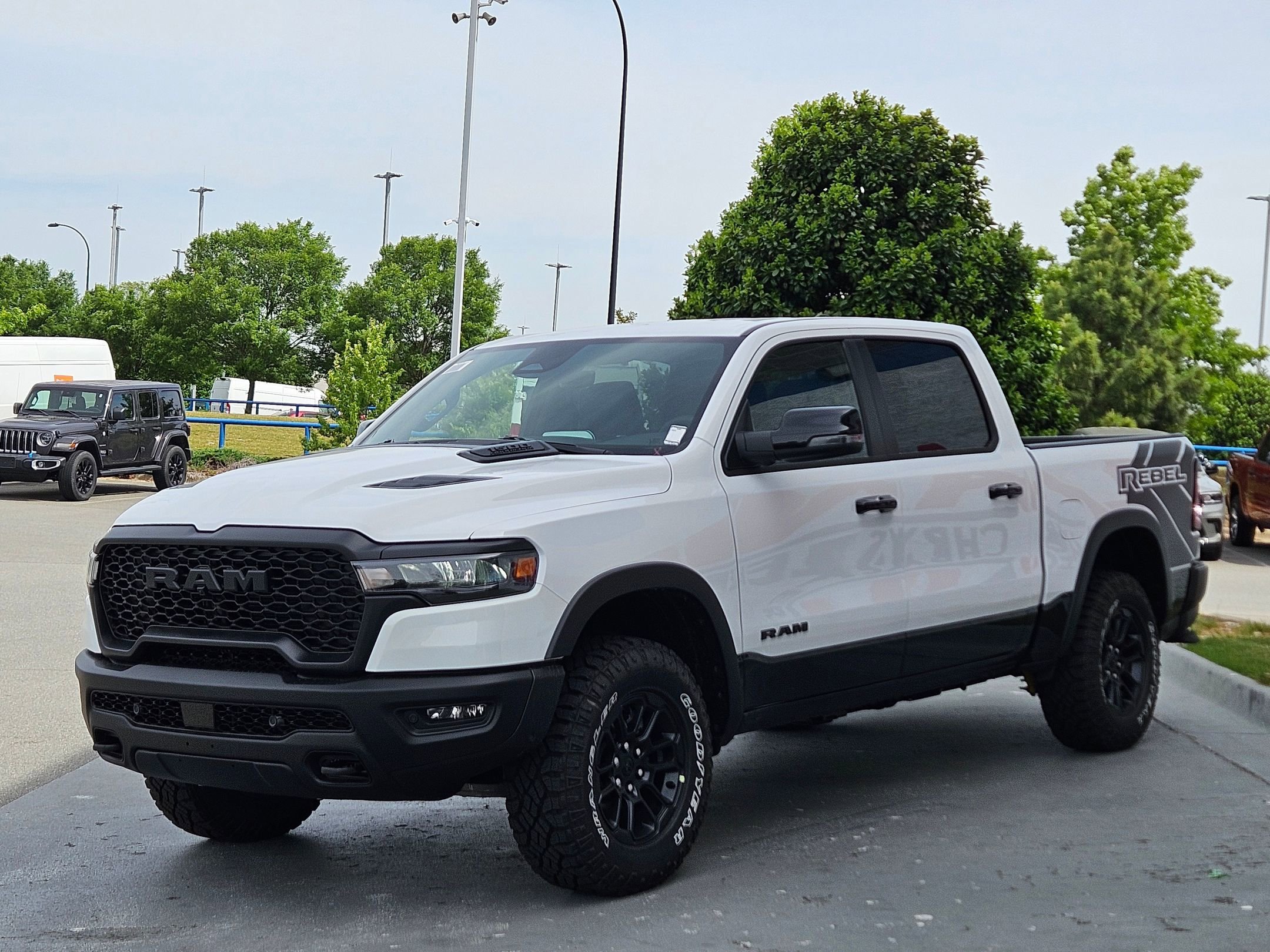 New 2026 Bright White Clear-Coat Exterior Paint RAM Rebel image 3