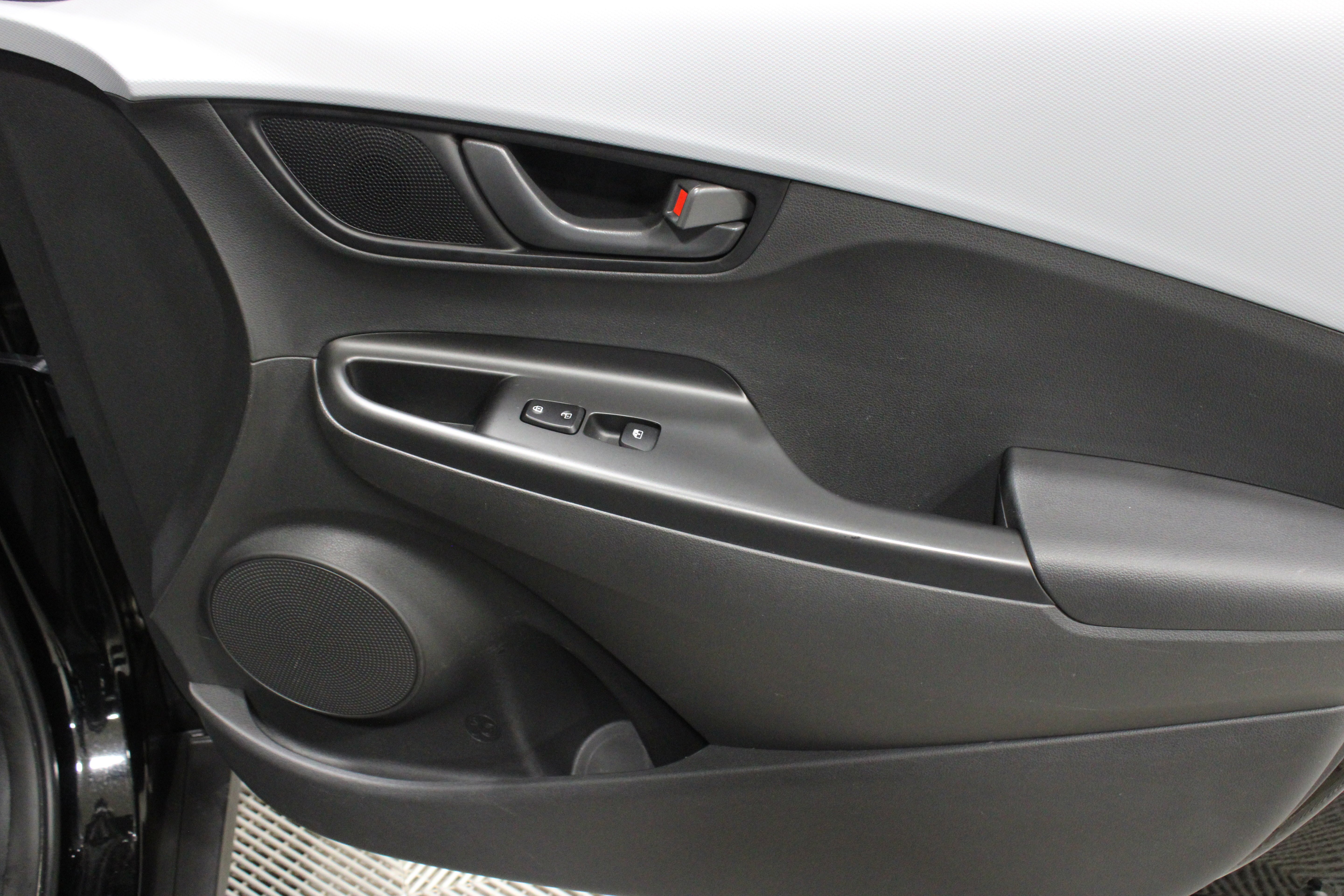 Used 2021 Ultra Black Hyundai SEL image 25