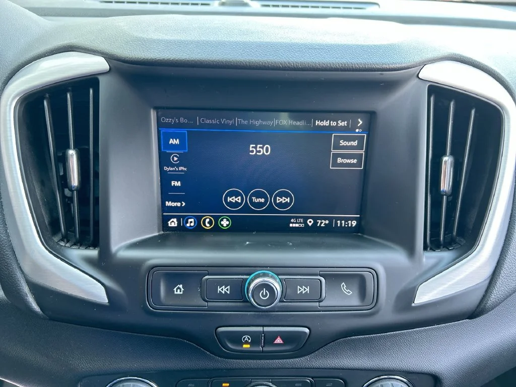 Used 2024 Sterling Metallic GMC SLE image 16