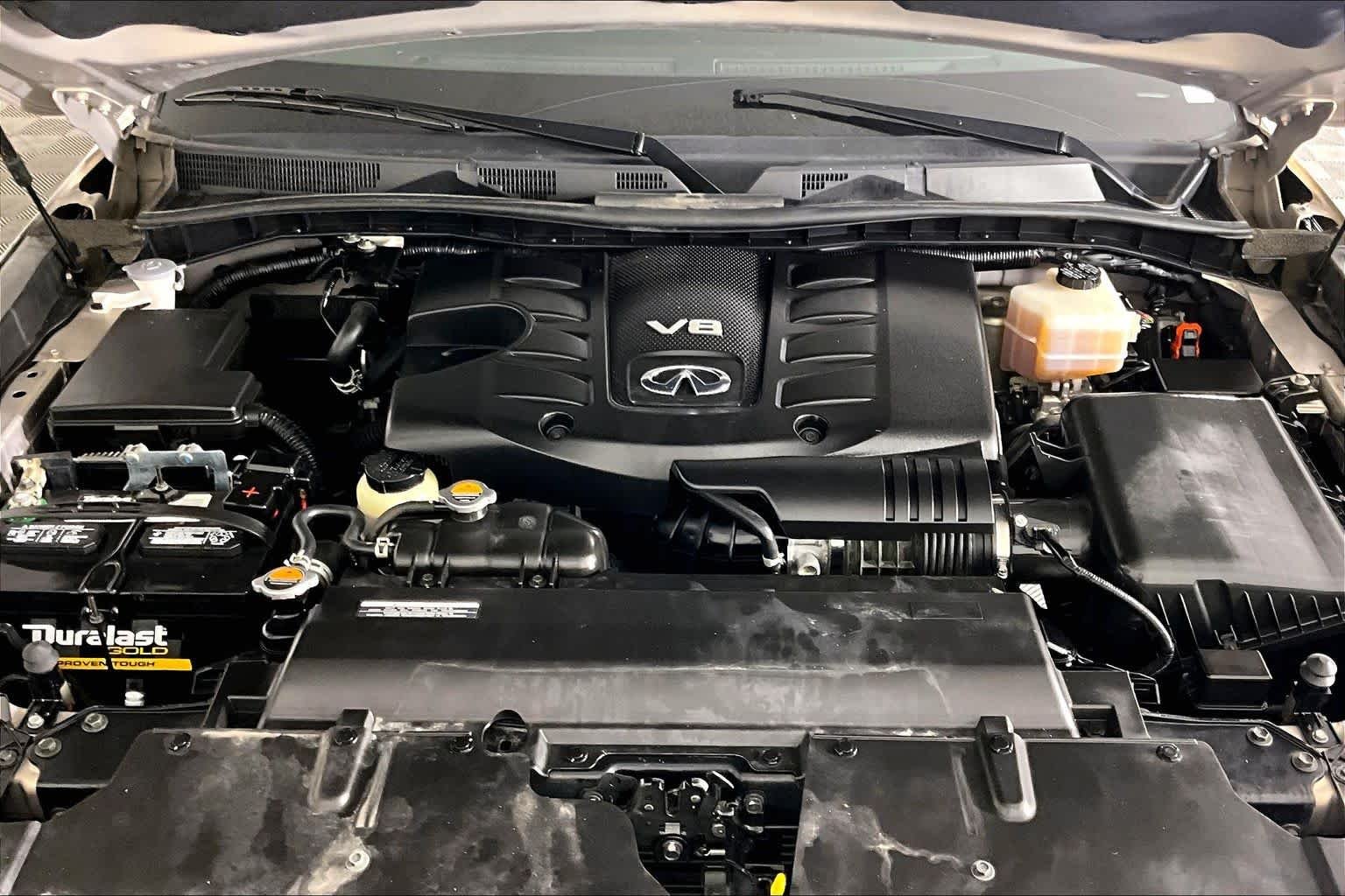 Used 2022 Champagne Quartz INFINITI LUXE image 29