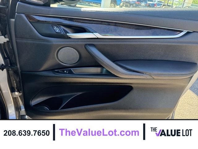 Used 2017 Gray BMW xDrive50i image 12