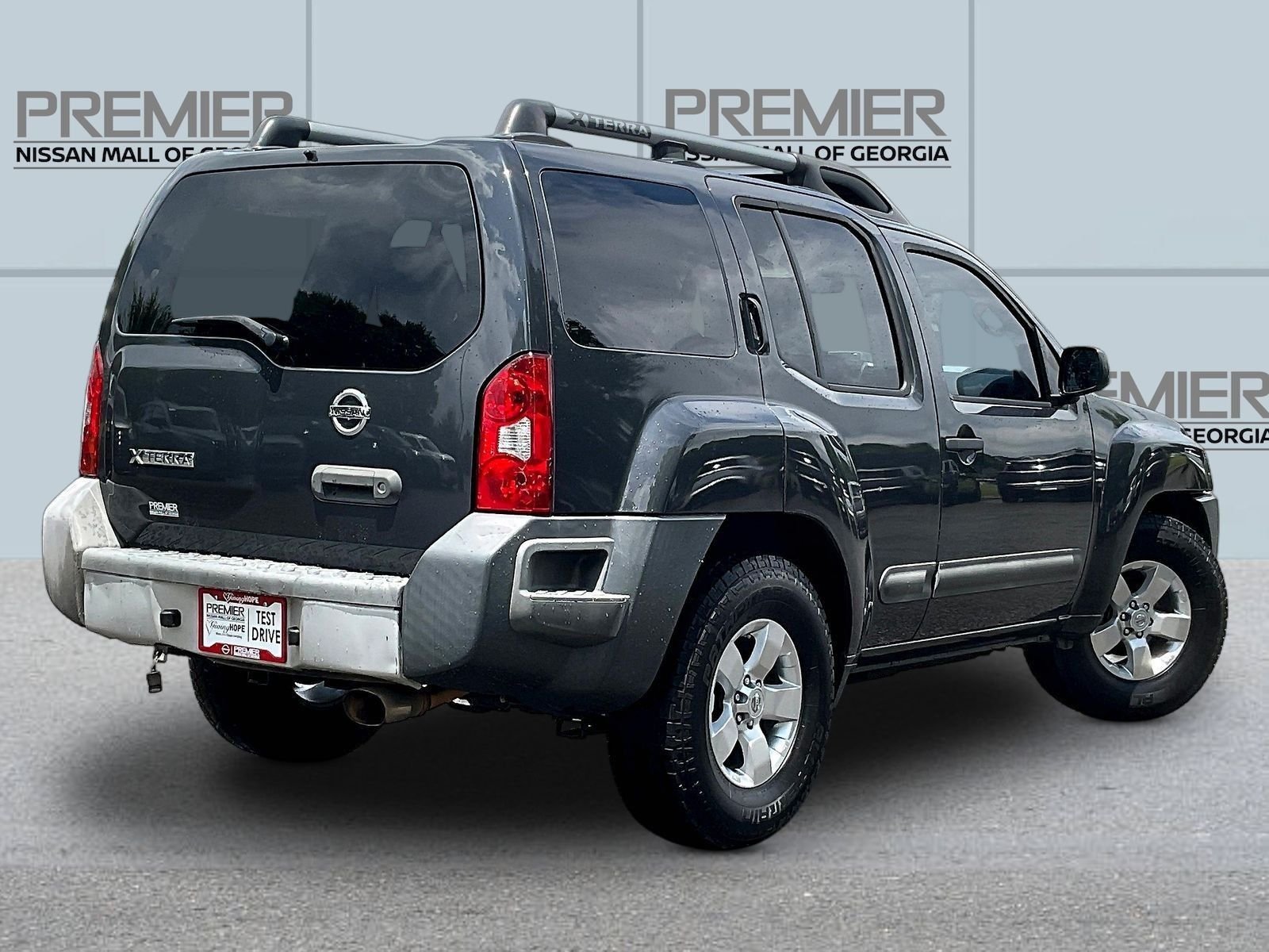 Used 2013 Black Nissan S image 7