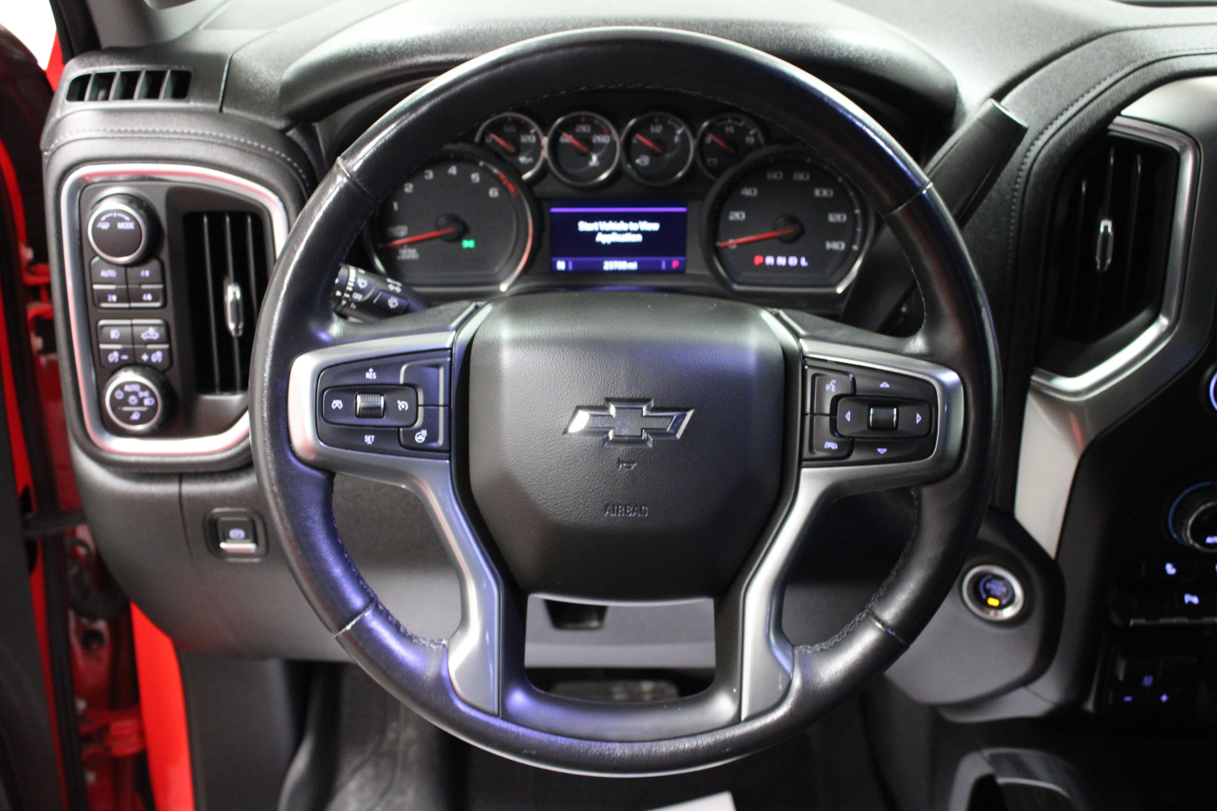 Used 2021 RED HOT Chevrolet LT Trail Boss image 17