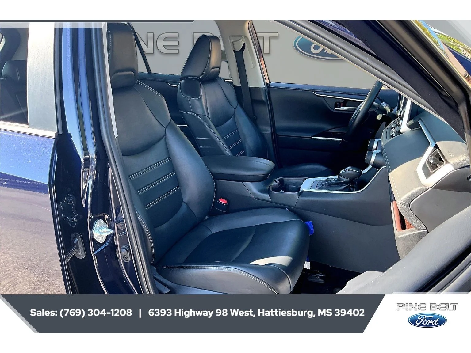 Used 2020 Blue Print Toyota Hybrid Limited image 6