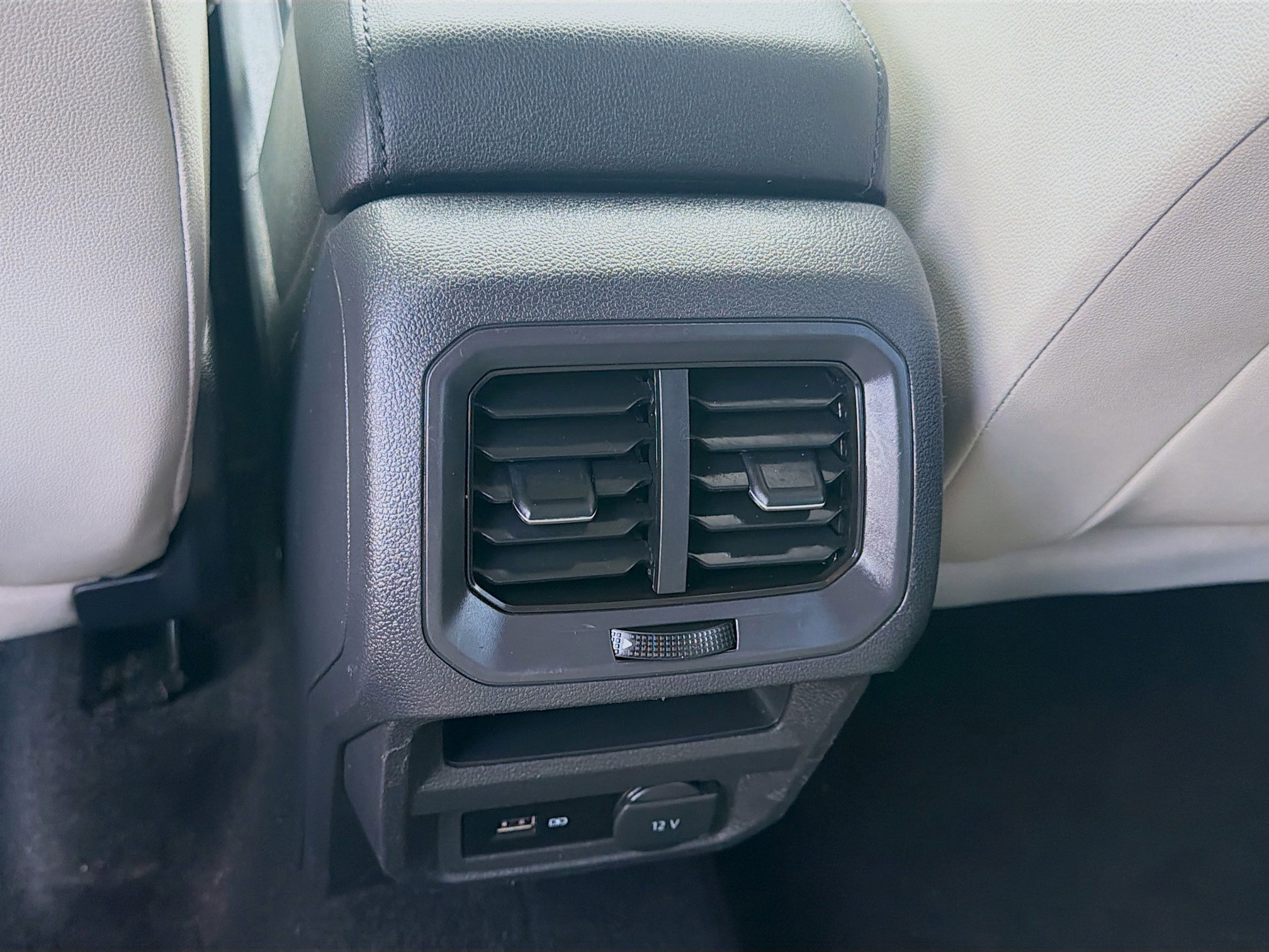 2019 Volkswagen Tiguan SE - Photo 20