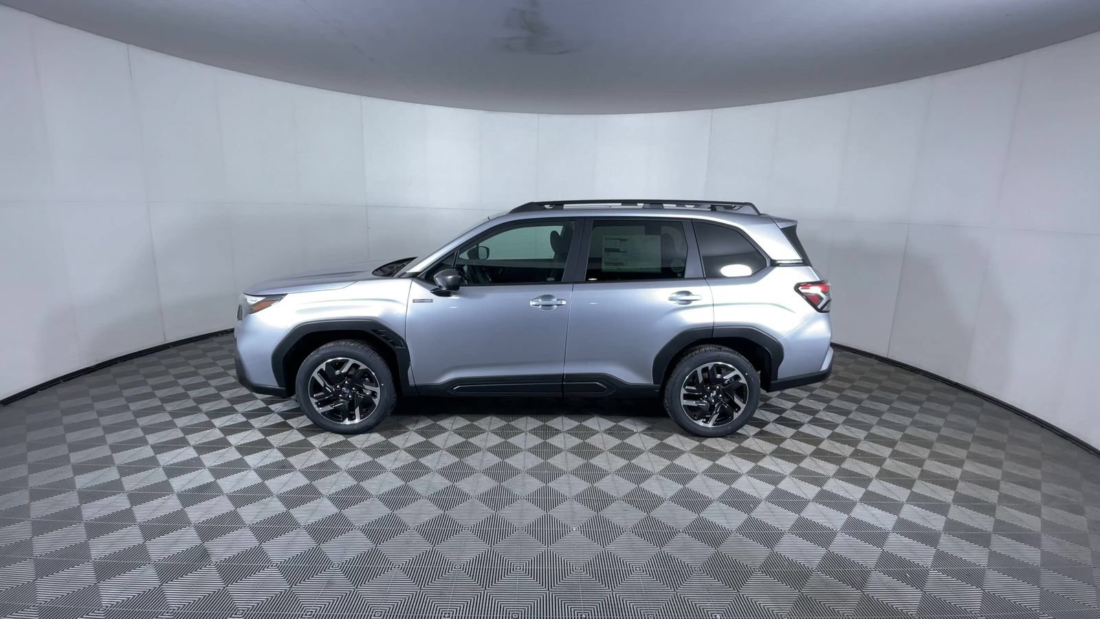 New 2026 ICE SILVER METALLIC Subaru Premium Hybrid image 5